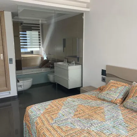 Exclusivo En Zona Monumental Con Aparcamiento Incluido Daire